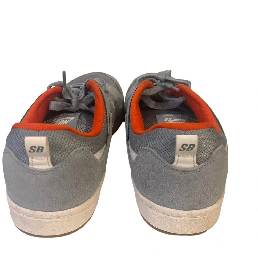 Nike SB Alleyoop Suede Sneakers - Picture 4 of 7